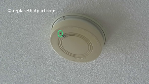 how to replace the battery in the firex smoke alarm padc240 03